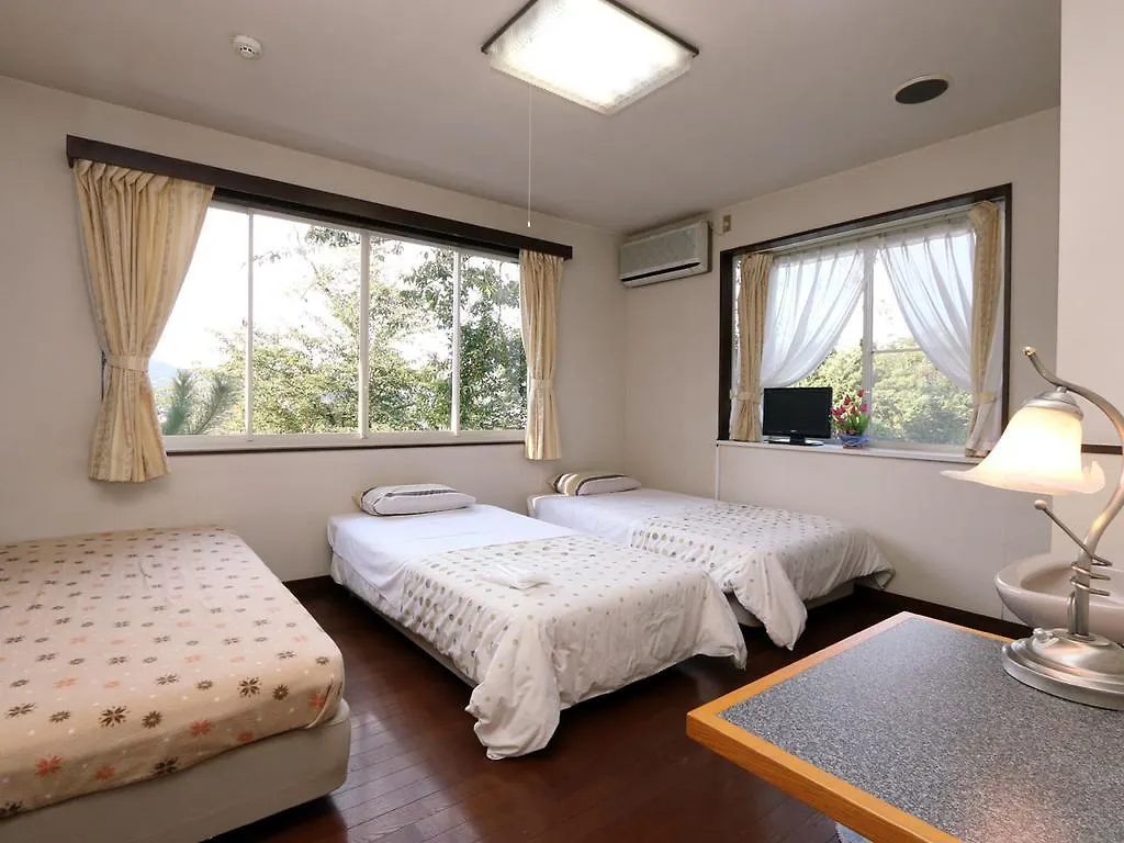 ** Casa de hóspedes Pension Alhambra Manazuru Japão